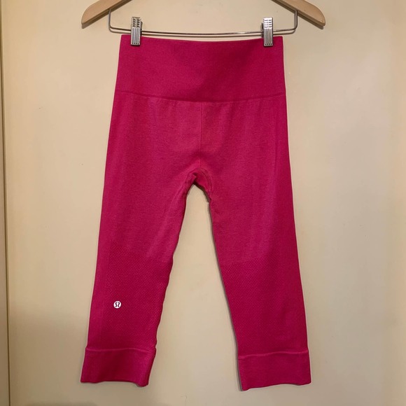 Lululemon Seamlessly Street Crop Capri Leggings, 4 - Picture 3 of 8